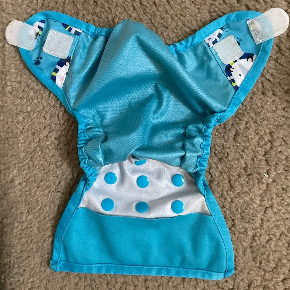 3 cloth diapers + 5 cotton liners for newborn and infants